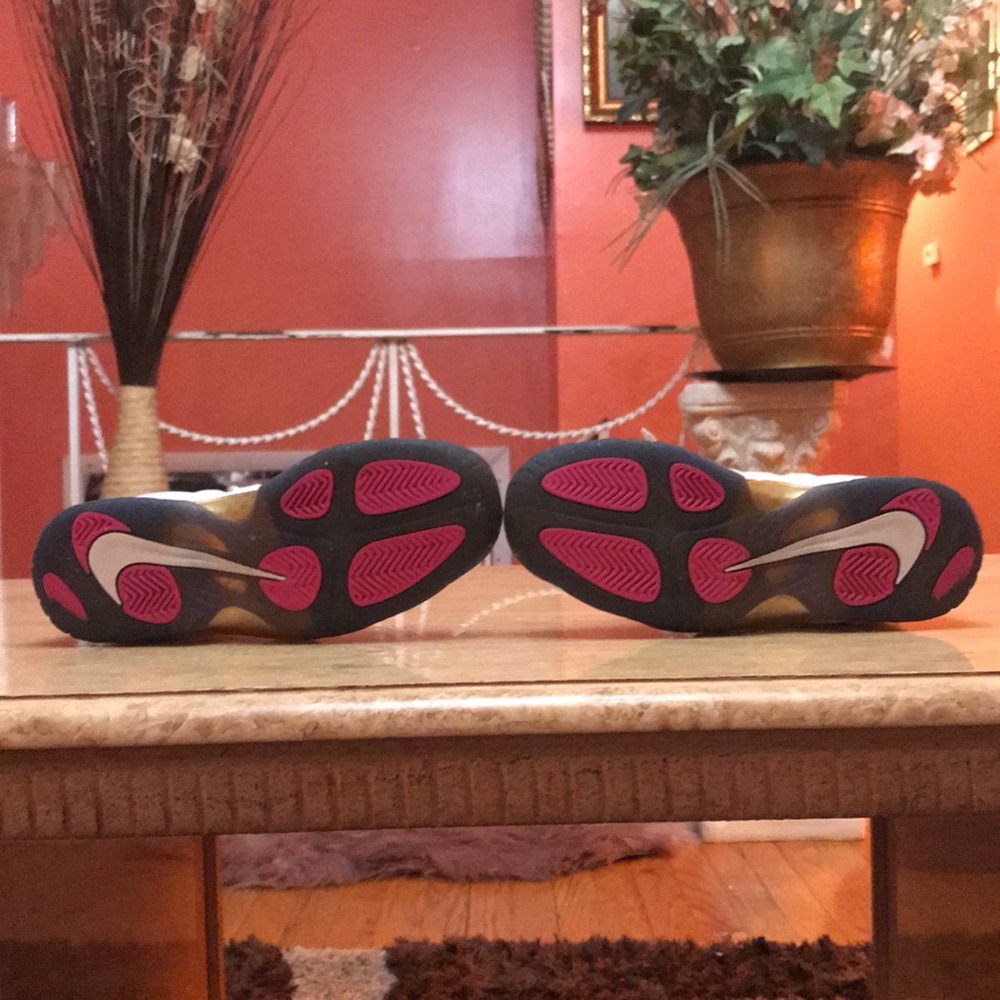 Nike foamposite size 4 youth - Picture 4 of 6
